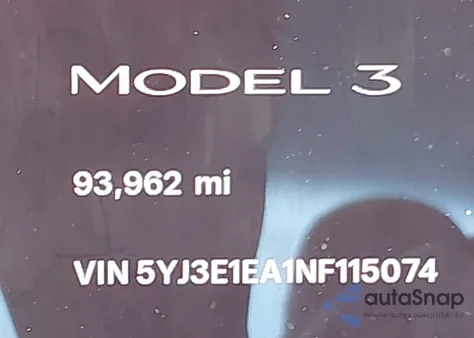 2022 Tesla Model 3 Rear-Wheel Drive z USA, uszkodzony, nr VIN 5YJ3E1EA1NF115074